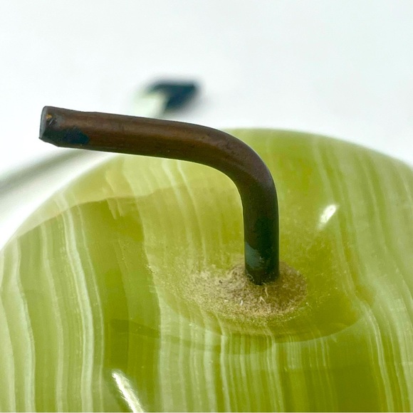 Carved stone alabaster green apple with metal stem. - Picture 9 of 9